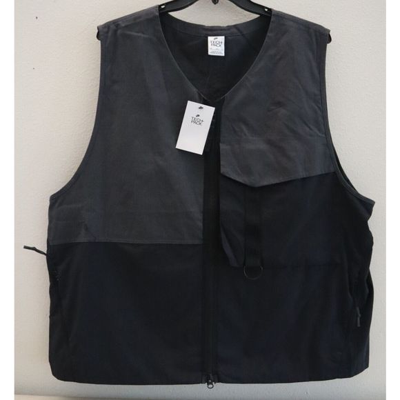 Nike DM5534 Men's Sz 2XL Gray/Black Sportswear Tech Pack Unlined Gilet Vest $160 - Picture 2 of 10